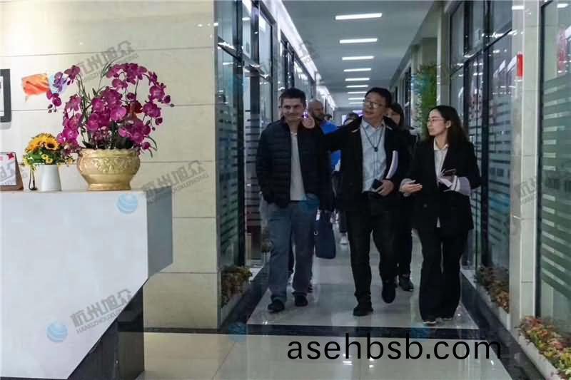 5de4860a4c4e7.jpg 5de4860a4c4e7.jpg